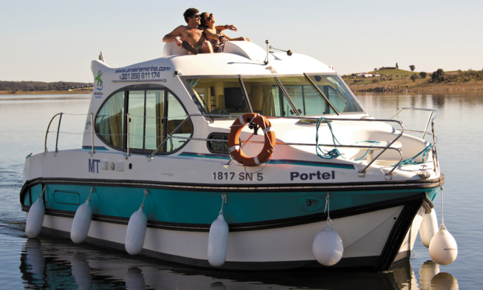 Nicols Duo Estivale ein ideales Hausboot für ein Paar