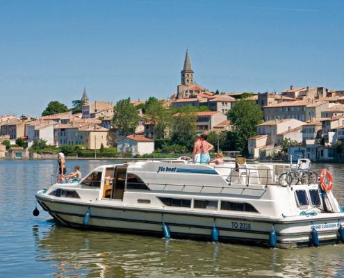 Hausboot mieten mit 5 Schlafkabinen