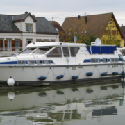 Hausboot Tarpon 42N mit 4 Kabinen