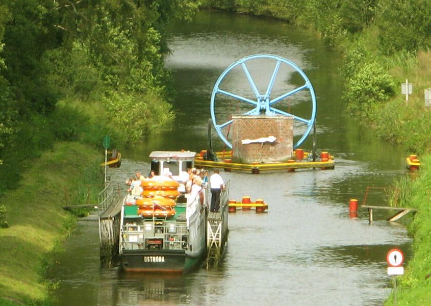 Bootsferien Polen Oberlandkanal Schiffshebewerk Elblag