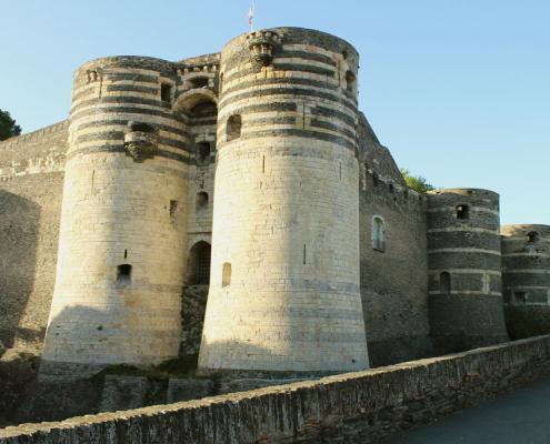 Hausboot fahren Mayenne Burg in Angers