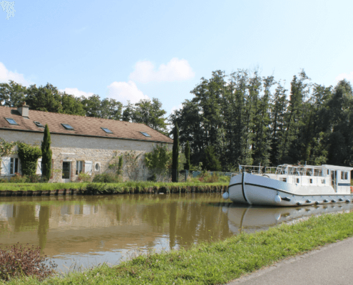 Hausboot Peniche auf dem Canal du Centre im Burgund
