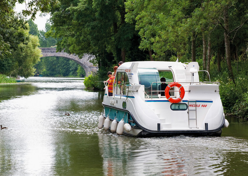 Hausboot mieten Nicols 900 dp für 4-6 Personen