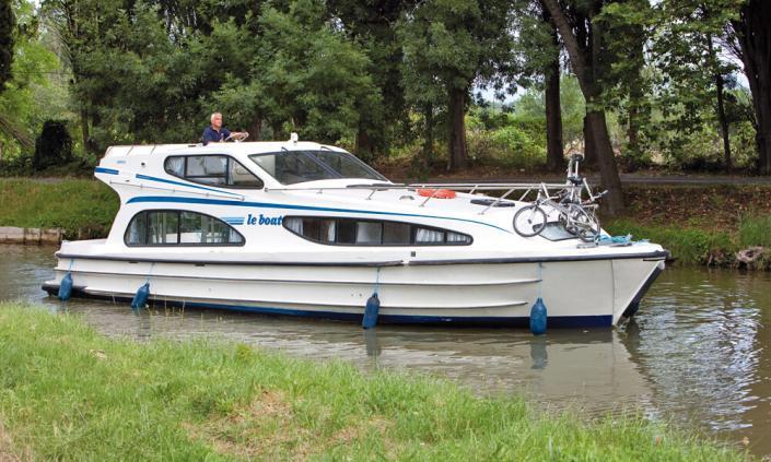 Hausboot mieten Caprice Außenansicht