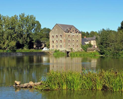 Hausbooturlaub an der Mayenne