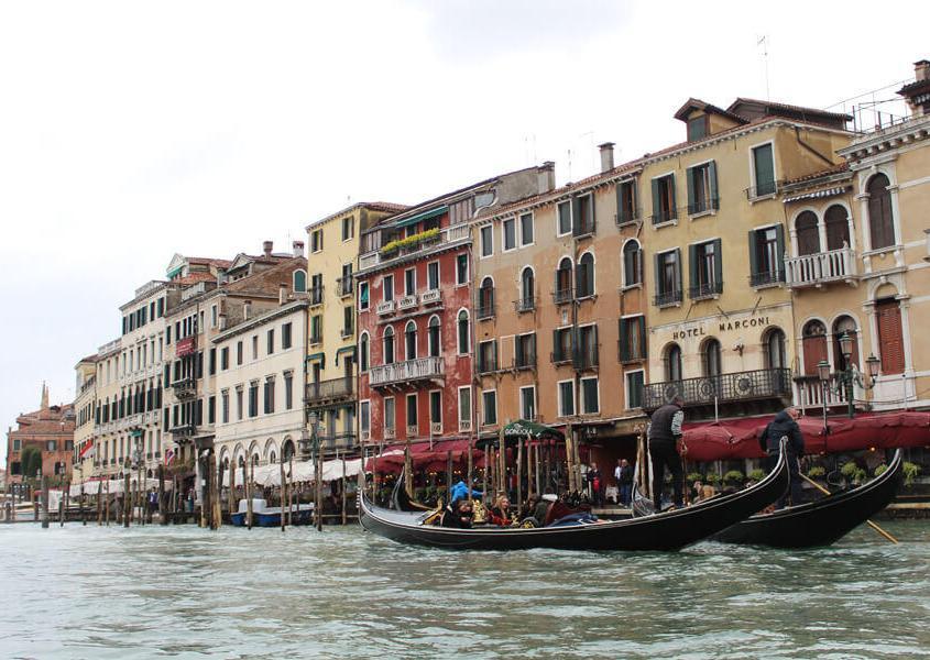 Gondoliere in Venedig