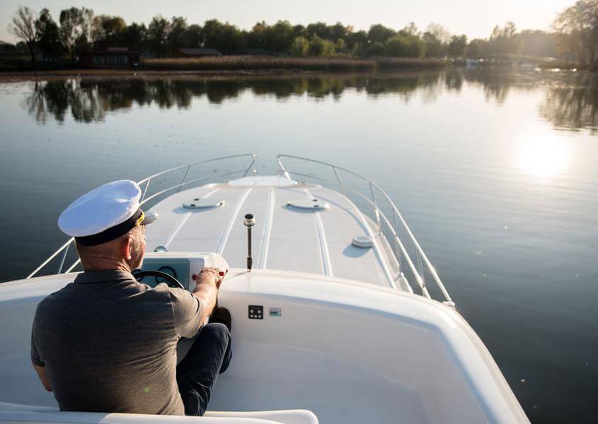 Hausboot mieten ohne Führerschein