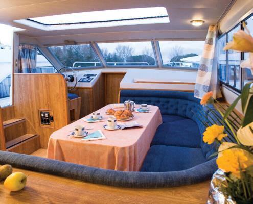 Hausboot mieten führerscheinfrei Wohnraum Royal Classique