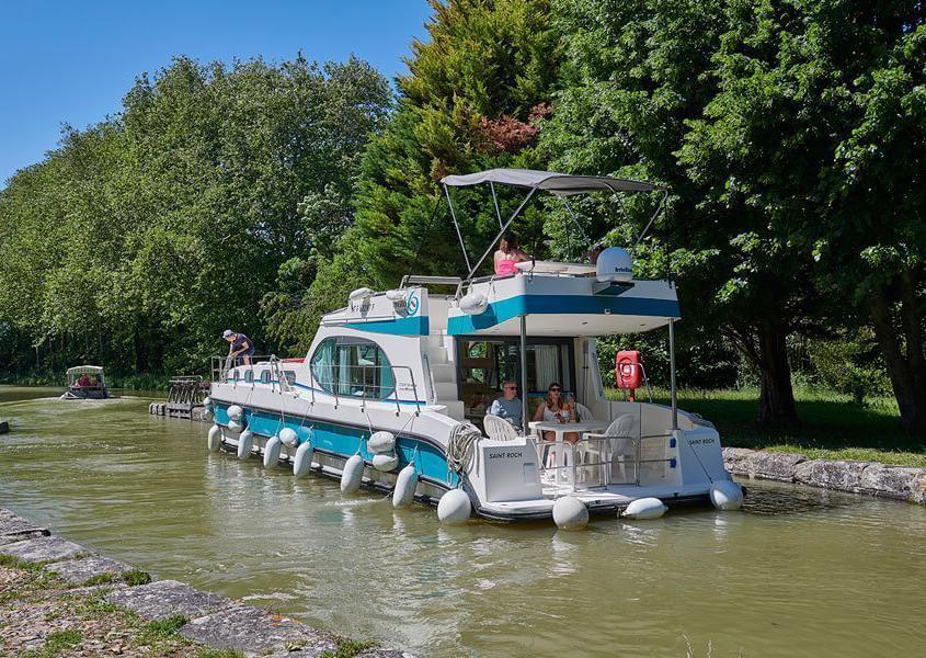 Hausboot Nicols Sixto Fly