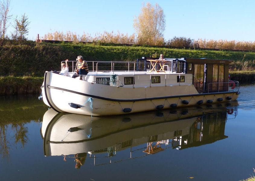 Hausboot La Peniche P mit 2 Kabinen