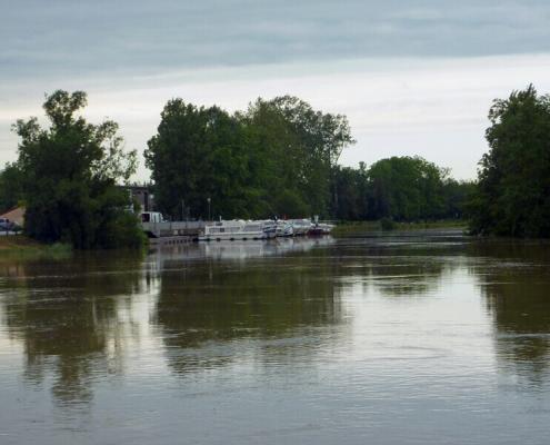 Hausboote auf der Seille, Hafen in Louhans