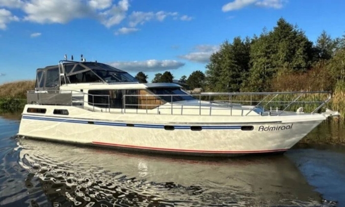 Hausboot Admiraal