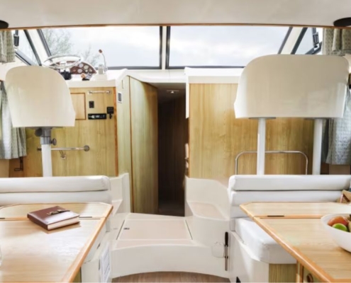 Wohnraum Hausboot Elegance