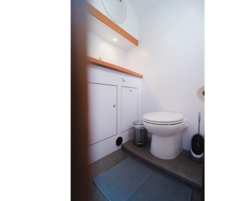 WC Hausboot Mon Amour