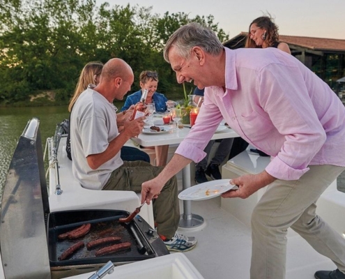 Grillen auf der Nicols Sixto Fly C