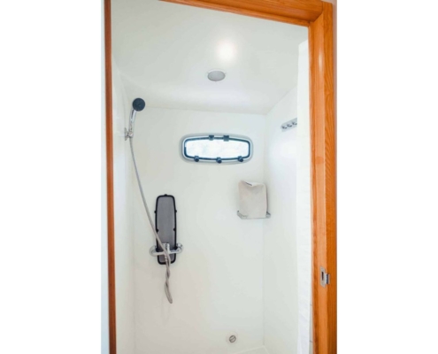 Dusche der Riverboat 1122