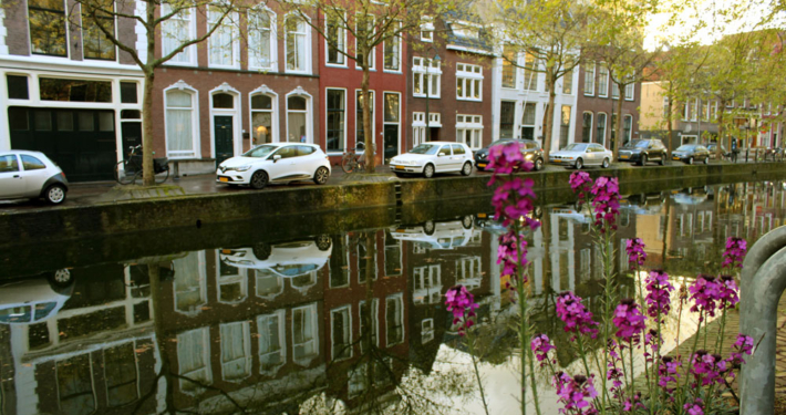 Hausbooturlaub Grachten in Gouda Holland