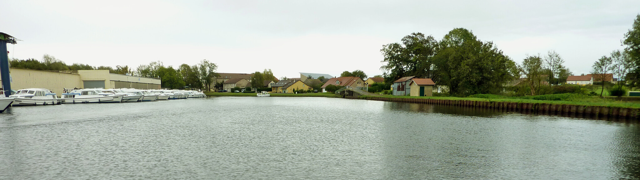 Hausboot mieten Elsass Hausboot Hafen in Hesse