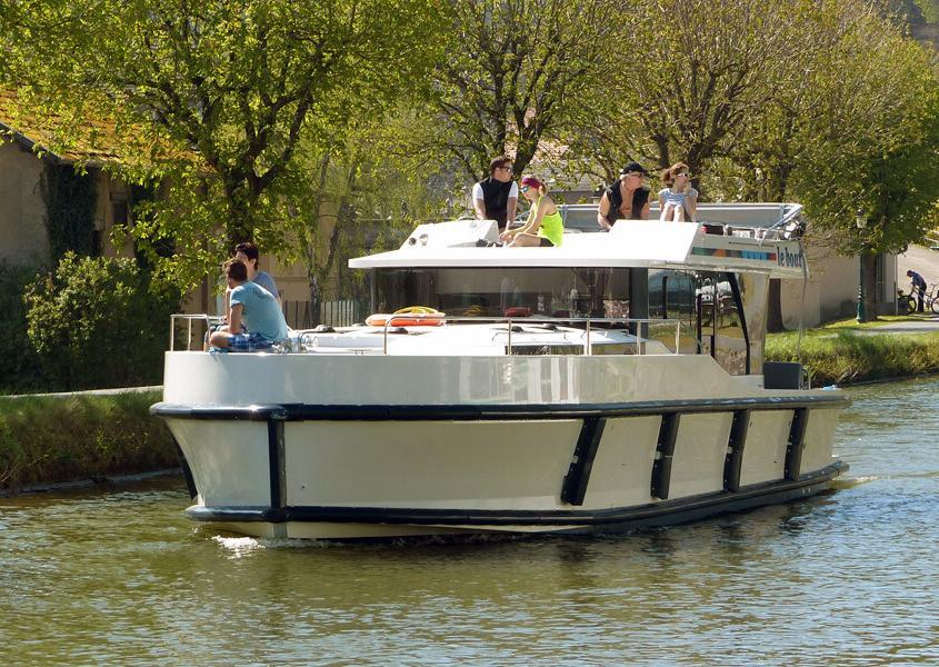 Hausboot Horizon 3 unterwegs im Elsass