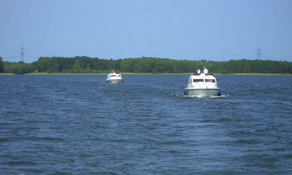 Ein Hausboot mieten Mecklenburgische Seenplatte