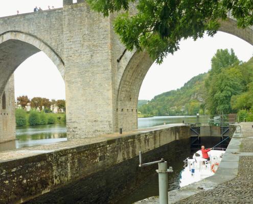 Schleuse vor Laroque-des-Arcs am Lot